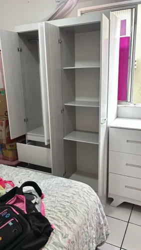 Guarda roupa 