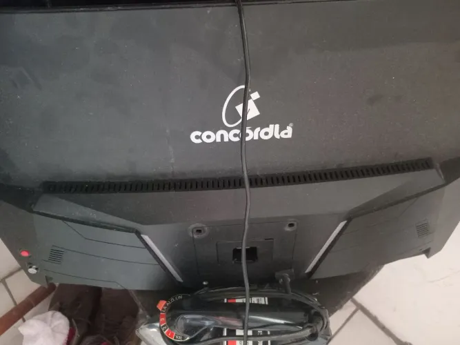 Monitor concordia curvo
