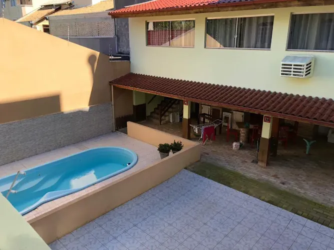 Casa pé na areia com vista para o mar à venda, por R$ 3.000.000 - Canasvieiras - Florianóp