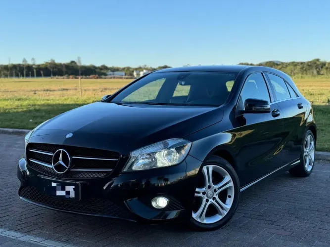 Mercedes-Benz Classe A 200 1.6 TB 16V Style 156cv Aut. 2014