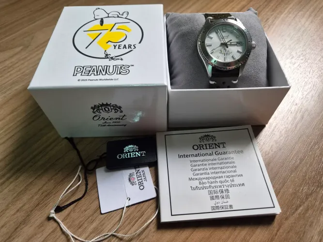 Orient Mako Snoopy Edição Limitada 75 anos