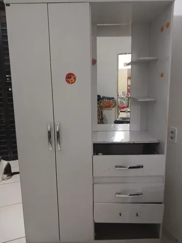 Guarda roupa SOLTEIRO