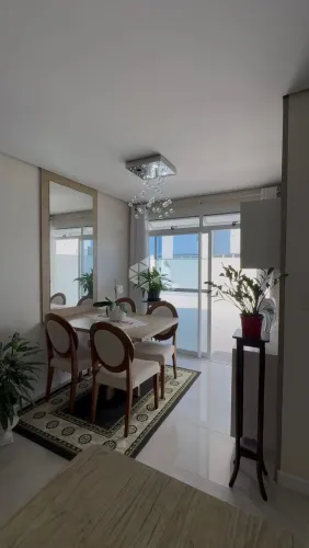 APARTAMENTO 2 QUARTOS SENDO 1 SUÍTE 1 VAGA DE GARAGEM PRÓXIMO À BEIRA MAR CONTINENTAL FLOR