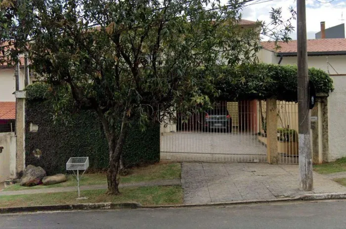 Sobrado à venda em Campinas, Jardim Guarani, com 4 suítes, com 464 m²