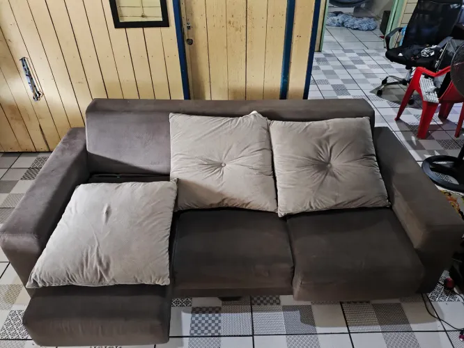 Sofá retrátil 3 lugares 