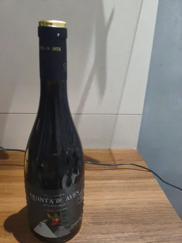 Vibro tinto quinta de aves