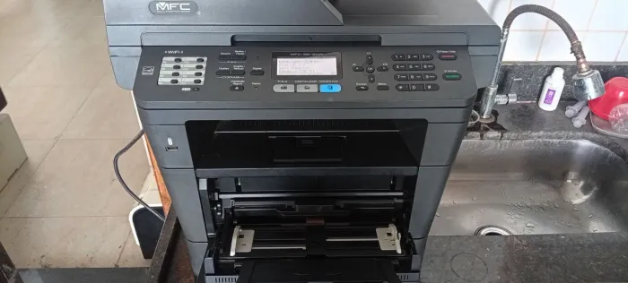 Impressora, Copiadora e Scanner Brother MFC-8912DW Semi Nova 