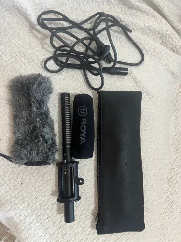 Microfone condensador Boya 