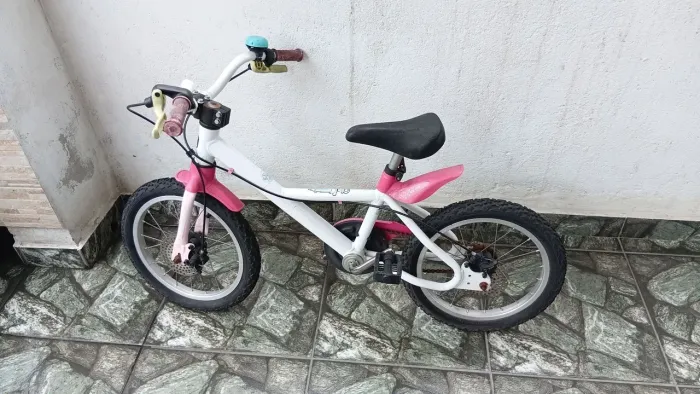 Bicicleta infantil aro 16 com freio a disco