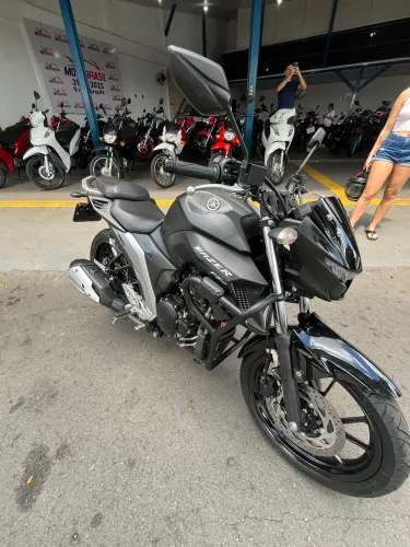 Fazer 250 2023