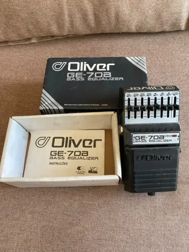 Pedaleira Oliver GE 70B Bass Equalizer. perfeito estado