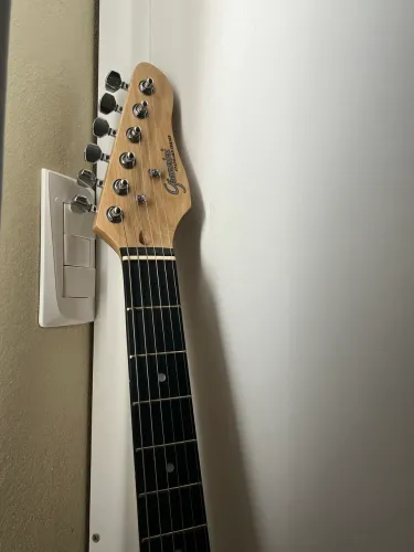 Guitarra e pedaleira