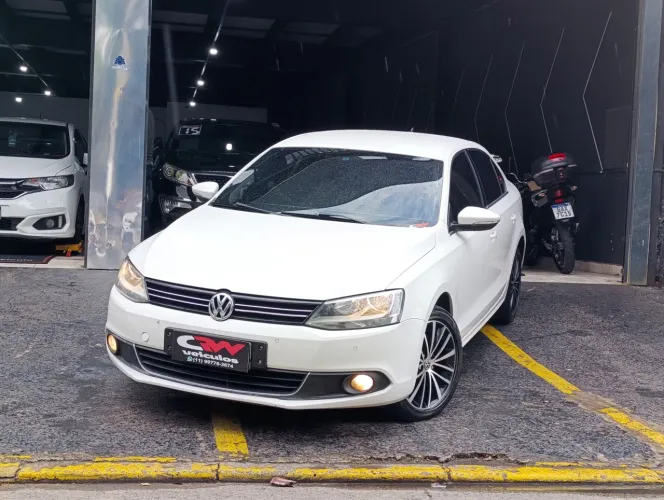 Volkswagen Jetta Highline 2.0 TSI 16V 4P Tiptronic 2012