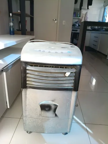 Umidificador/climatizador doméstico