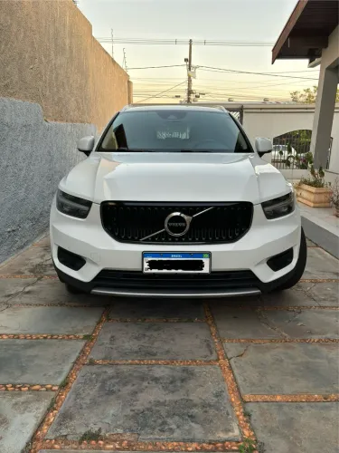 Volvo XC40 T-5 Momentum 2.0 252cv AWD 2020