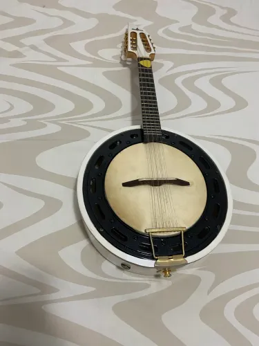 Banjo de 8 cordas 