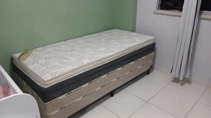 Cama box baú