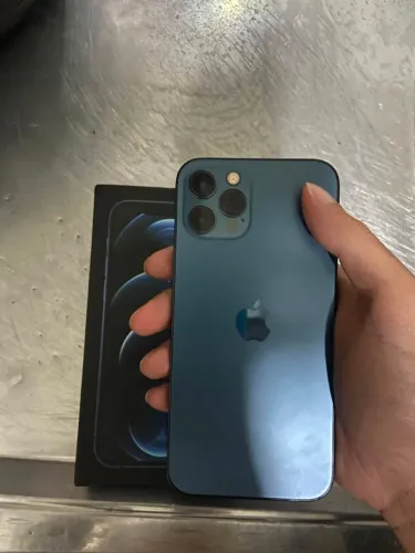 Vendo iPhone 12 Pro 128gb novo avalio proposta