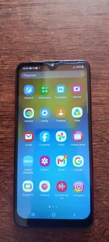 Samsung A20 - com quebrado