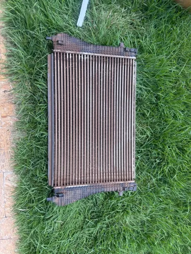 Intercooler oem Passat b8 2017 