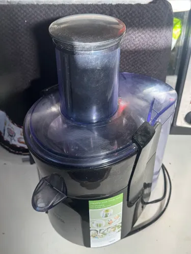 Juicer / Centrífuga de Sucos Philips Walita RI1854 550W 220V