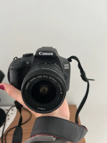 Canon EOS 1300D + Lente 18-55mm + Acessórios