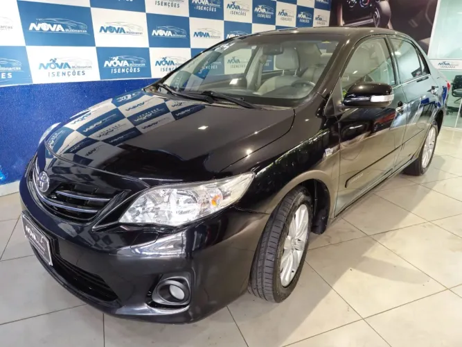 Toyota Corolla Altis 2.0 Flex 16V Aut. 2014