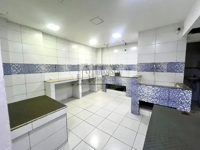 Leme, Alugo Loja comercial no Leme, Rio de Janeiro-RJ com 3 salas, 1 banheiro, 90,00 m² de