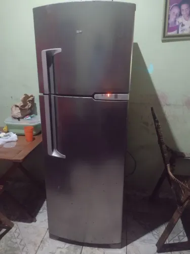 Geladeira Brastemp Frost free focionando perfeita