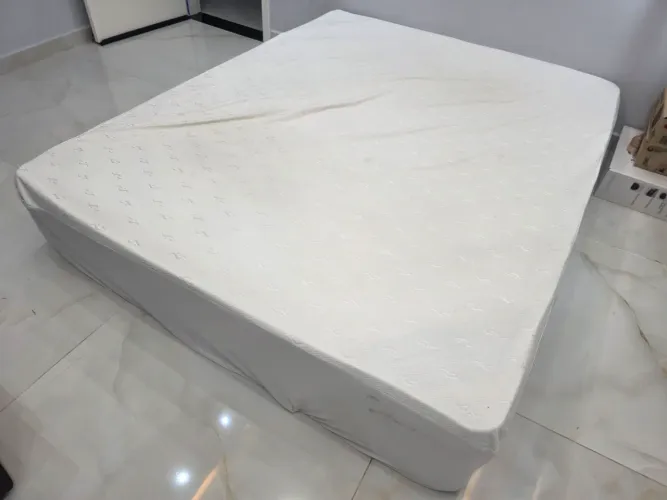 Vendo colchão QUEEN Ortobom R$ 1.300,00