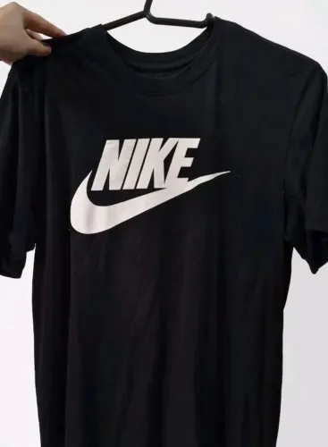 camiseta nike masculina tamanho P 
