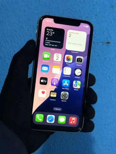 IPHONE XR 64 GB