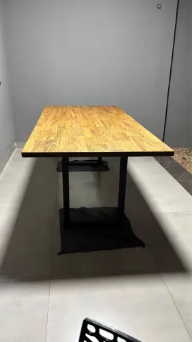 Mesa de madeira