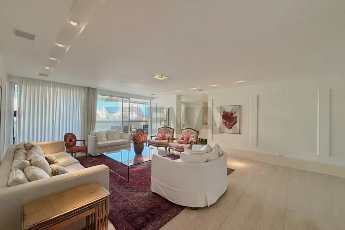 Apartamento Exclusivo à Venda no Edifício Omega, 364 m²,4 Suítes, 4 Vagas, R$ 2.100.000