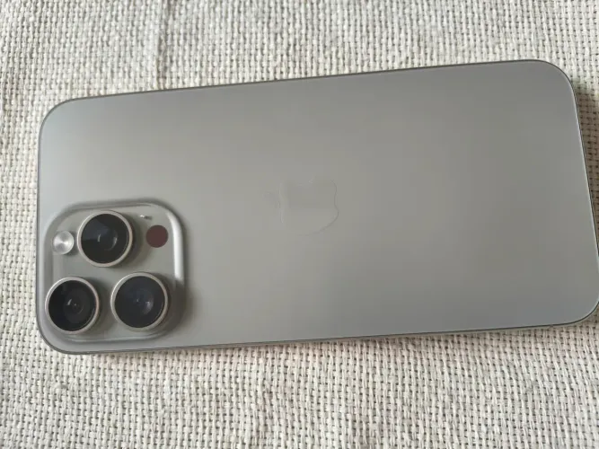 iPhone 15 pro max 