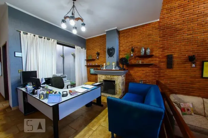 Casa com 5 Quarto(s) e 6 banheiro(s) para Alugar, 600 m² por R$ 13560 / Mês