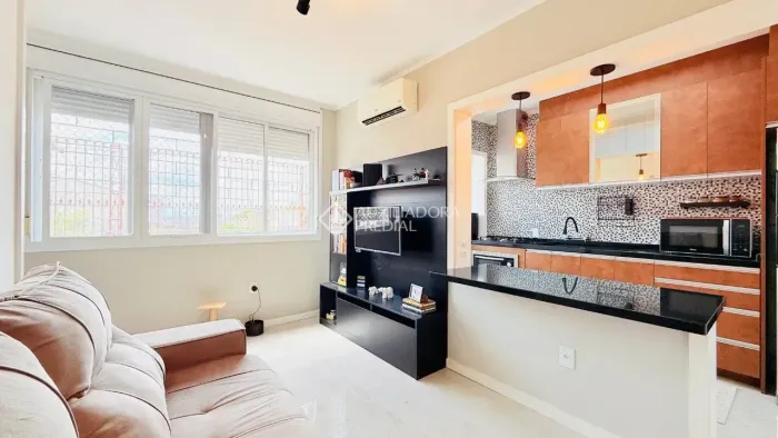 Imóvel para venda tem 44 metros quadrados com 1 quarto em Jardim Floresta - Porto Alegre -