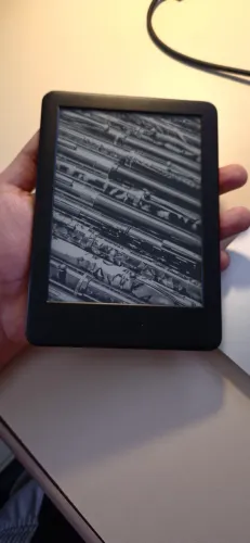 Kindle 10° geração 8GB Excelente estado