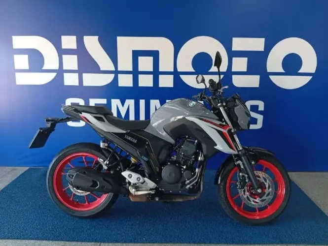 Yamaha FZ25 250 Fazer Connected 2026