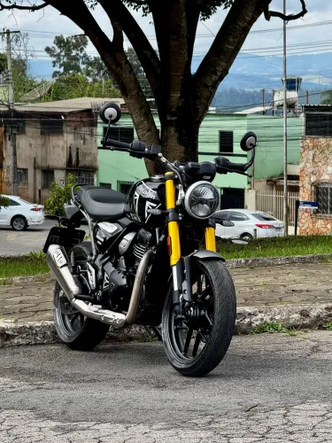 Triumph Speed 400 2025.