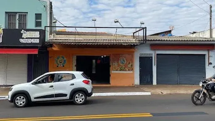 Barracão na Avenida José Pereira Lopes - Jardim Botafogo 1 - São Carlos