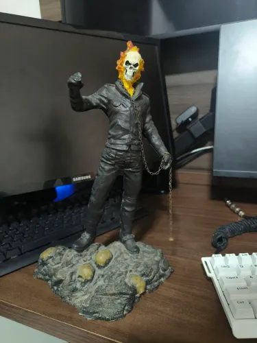 Estátua Motoqueiro Fantasma 