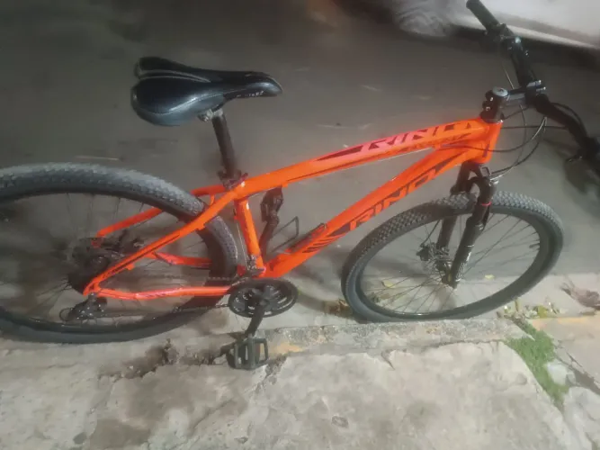 Bicicleta aro 29/ recém revisada 