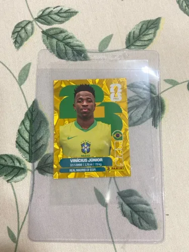 Figurinha Gold Crumple Vini Jr Vinicius Junior BRA 14 original panini america
