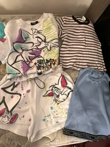 Doação de Roupas Juvenil Feminina