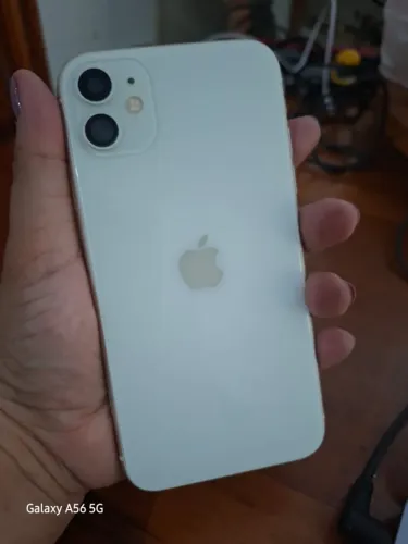 Iphone 11 128 com sistema corrompido, vendo peças 