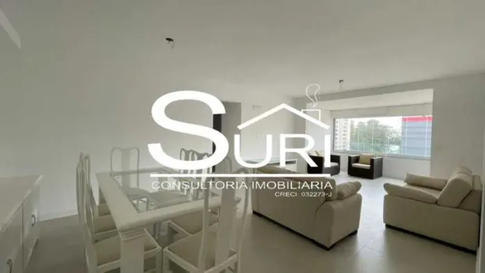 Apartamento : Padrão / Residencial / Centro