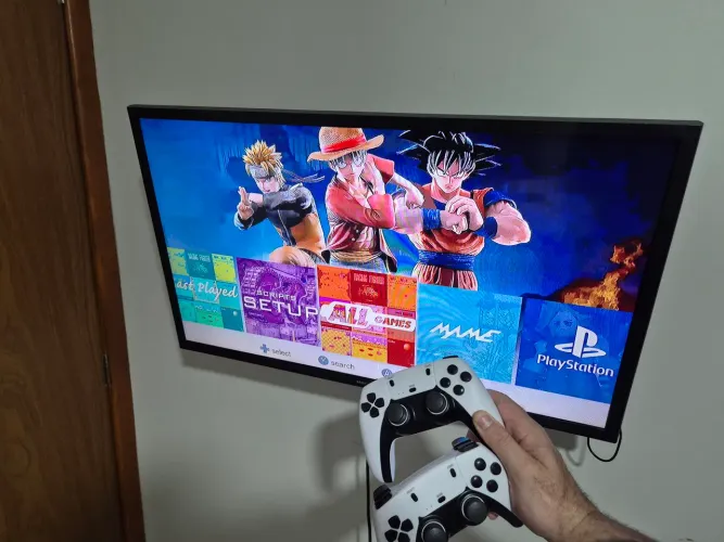 Tv 32 polegadas com suporte e emulador de jogos