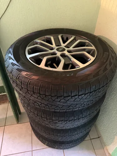 Jogo de rodas aro 18 originais Ranger Limited 2025