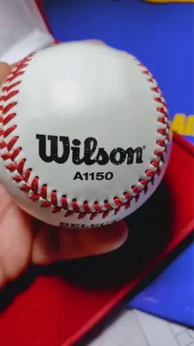 Bola Wilsom 142 Gramas 71 mm Linda e super Conservada
